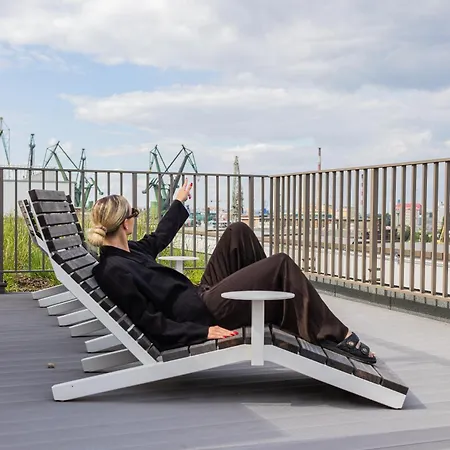 Glow - Zurawie Przy Stocznia & Rooftop, Mlode *