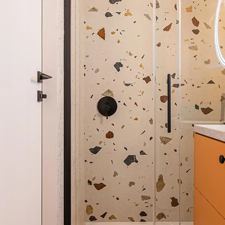 Glow - Zurawie Przy Stocznia & Rooftop, Mlode * Gdaňsk