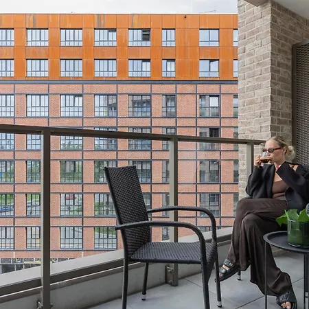 Apartmán Glow - Zurawie Przy Stocznia & Rooftop, Mlode