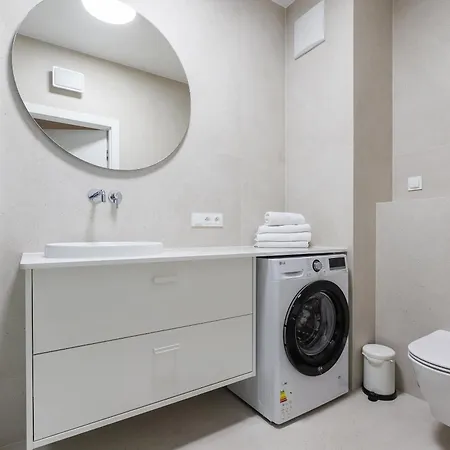 Appartement Glow - Zurawie Przy Stocznia & Rooftop, Mlode