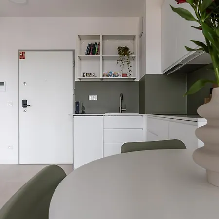 Glow - Zurawie Przy Stocznia & Rooftop, Mlode Apartmán Gdaňsk