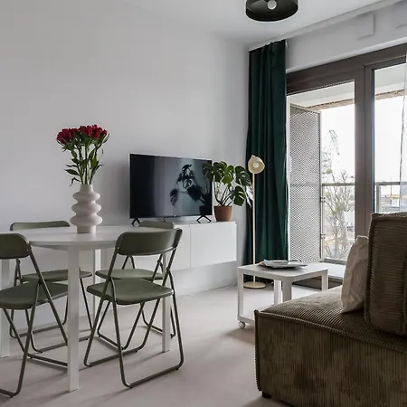 Glow - Zurawie Przy Stocznia & Rooftop, Mlode