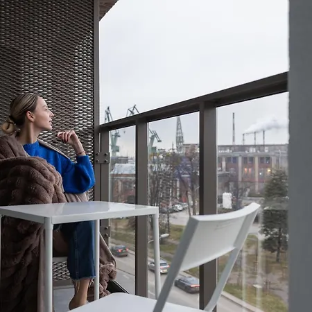 Glow - Zurawie Przy Stocznia & Rooftop, Mlode